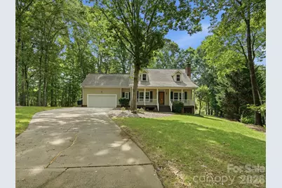 401 Brenwyck Court, Matthews, NC 28105 - Photo 3