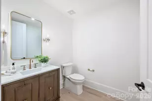 409 Queens Rd, Charlotte, NC 28207 - Photo 45