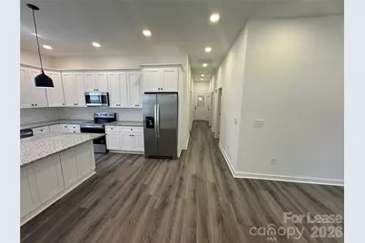 331 E Lowrance Avenue, Mooresville, NC 28115 - Photo 5