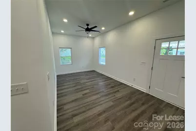 331 E Lowrance Avenue, Mooresville, NC 28115 - Photo 7