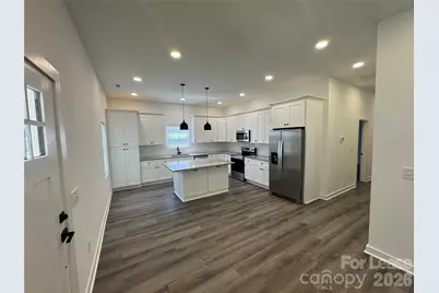 331 E Lowrance Avenue, Mooresville, NC 28115 - Photo 3