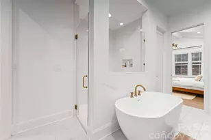 1527 St George St, Charlotte, NC 28205 - Photo 17