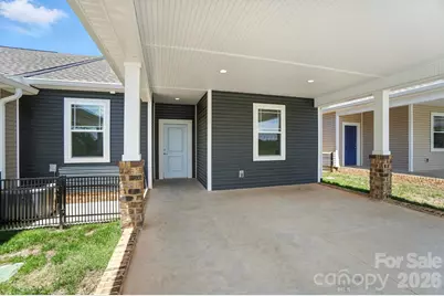 1518 29th Street SE, Hickory, NC 28602 - Photo 3