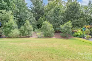 8026 Saluda Dr, Charlotte, NC 28269 - Photo 11