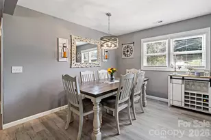 204 Quail Hollow Rd, Marion, NC 28752 - Photo 9