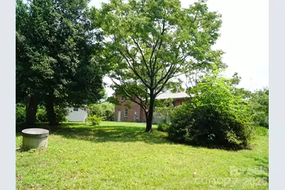 887 Upward Road, Flat Rock, NC 28731 - Photo 11