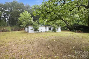 154 Beagle Ln, Statesville, NC 28625 - Photo 5