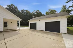 9552 Brief Rd, Charlotte, NC 28227 - Photo 11