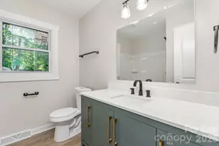 6557 Cove Creek Dr, Charlotte, NC 28215 - Photo 23