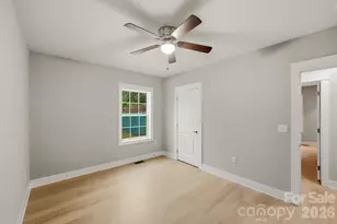 4888 Slanting Bridge Rd, Sherrills Ford, NC 28673 - Photo 17