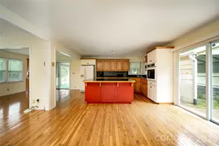 821 Tanasee Gap Rd, Balsam Grove, NC 28708 - Photo 3