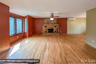 328 Wooded Vly Ln, Burnsville, NC 28714 - Photo 11