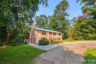 328 Wooded Vly Ln, Burnsville, NC 28714 - Photo 3