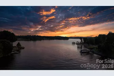 1025 N Shore Drive, Hickory, NC 28601 - Photo 3