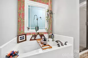 9 Winn St, Greenville, SC 29601 - Photo 25
