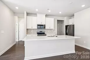 2626 Celestial Dr, Newton, NC 28658 - Photo 5