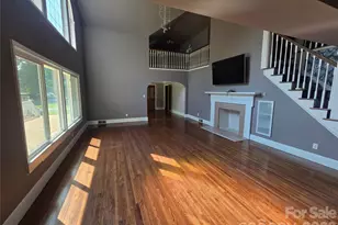 5914 Hanna Ct, Charlotte, NC 28212 - Photo 11