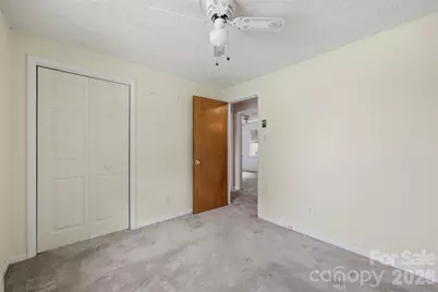 2111 24th Street NE, Hickory, NC 28601 - Photo 47