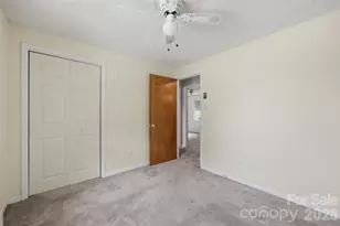 2111 24th St NE, Hickory, NC 28601 - Photo 47