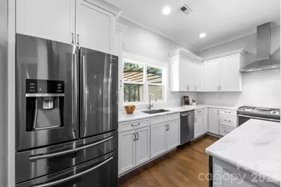 423 Sylvania Avenue, Charlotte, NC 28206 - Photo 11