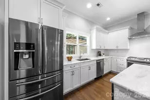423 Sylvania Ave, Charlotte, NC 28206 - Photo 11