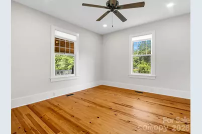 143 Broadway Avenue, Tryon, NC 28782 - Photo 21