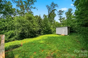 117 Falls St, Morganton, NC 28655 - Photo 23