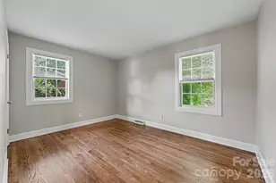 4421 Knollcrest Dr, Charlotte, NC 28208 - Photo 33