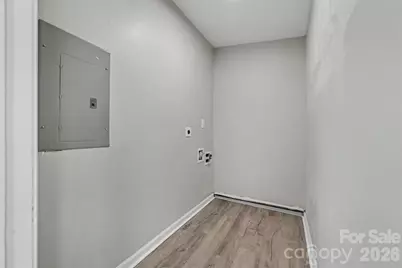 4421 Knollcrest Drive, Charlotte, NC 28208 - Photo 25