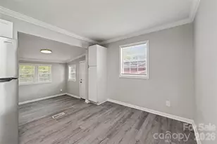 4421 Knollcrest Dr, Charlotte, NC 28208 - Photo 15