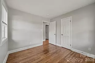 4421 Knollcrest Dr, Charlotte, NC 28208 - Photo 29
