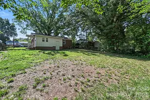 4421 Knollcrest Dr, Charlotte, NC 28208 - Photo 41