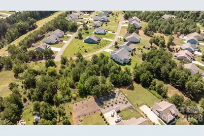 11222 Island View Lane, Lancaster, SC 29720 - Photo 9