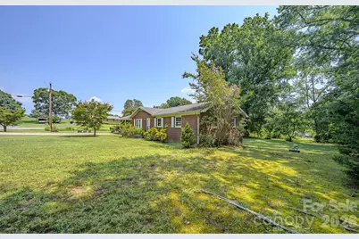 1169 Burkehurst Avenue, Morganton, NC 28655 - Photo 3