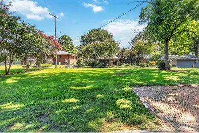 1634 Van Buren Avenue, Charlotte, NC 28216 - Photo 25