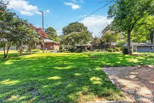 1634 Van Buren Ave, Charlotte, NC 28216 - Photo 25
