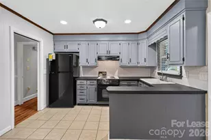 1634 Van Buren Ave, Charlotte, NC 28216 - Photo 11