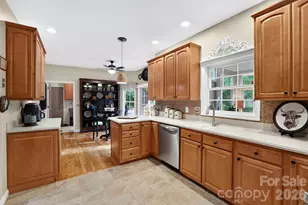 254 Kanuga Forest Dr, Hendersonville, NC 28739 - Photo 7