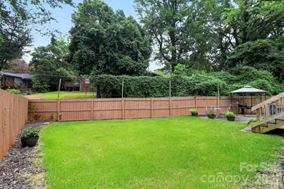 1016 Dresden Drive W, Charlotte, NC 28205 - Photo 23