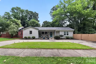 1016 Dresden Drive W, Charlotte, NC 28205 - Photo 3