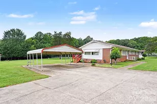 225 Oliphant Rd, Mooresville, NC 28115 - Photo 23
