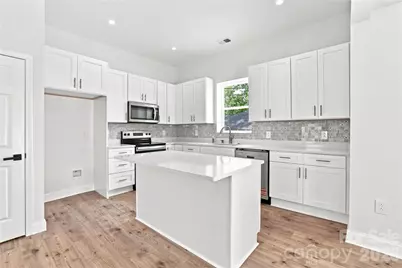 405 E Gay Street, Lancaster, SC 29720 - Photo 5
