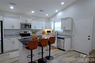 130 Bostic St, Marion, NC 28752 - Photo 17