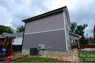 130 Bostic Street, Marion, NC 28752 - Photo 5