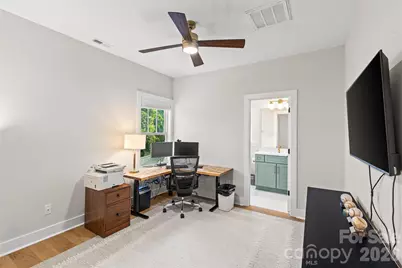 1429 Belle Terre Avenue, Charlotte, NC 28205 - Photo 33