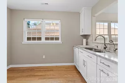 305 Ewarts Hill Road, Hendersonville, NC 28739 - Photo 9