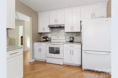 305 Ewarts Hill Road, Hendersonville, NC 28739 - Photo 7