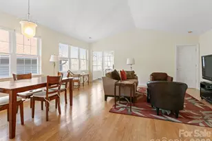 305 Ewarts Hill Rd, Hendersonville, NC 28739 - Photo 5