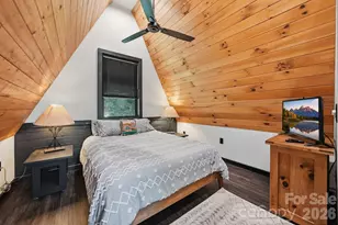 11392 & 11394 US 19W Hwy, Burnsville, NC 28714 - Photo 31