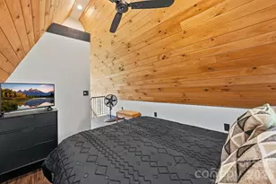 11392 & 11394 US 19W Hwy, Burnsville, NC 28714 - Photo 13